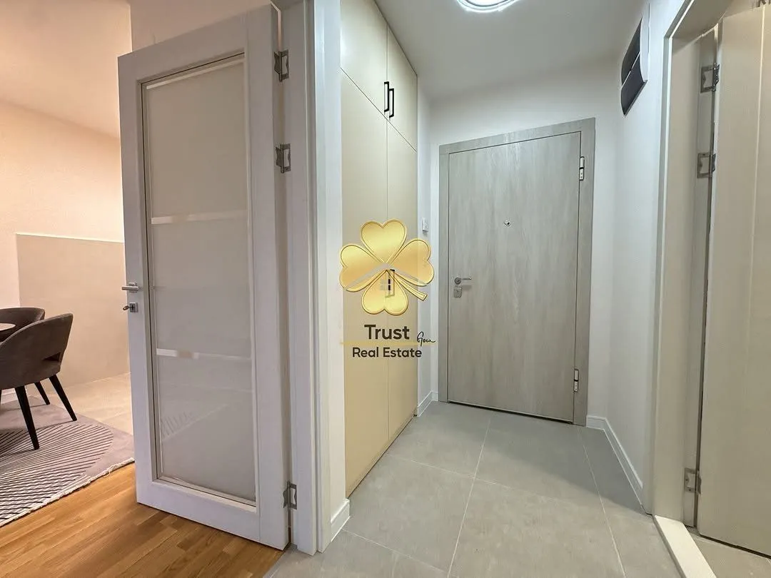 Izdavanje, jednosoban stan, 45m², Pobrežje, Podgorica