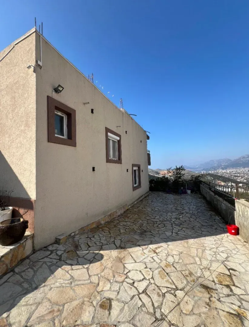 Rent, house, 168m², Bar, Crna Gora