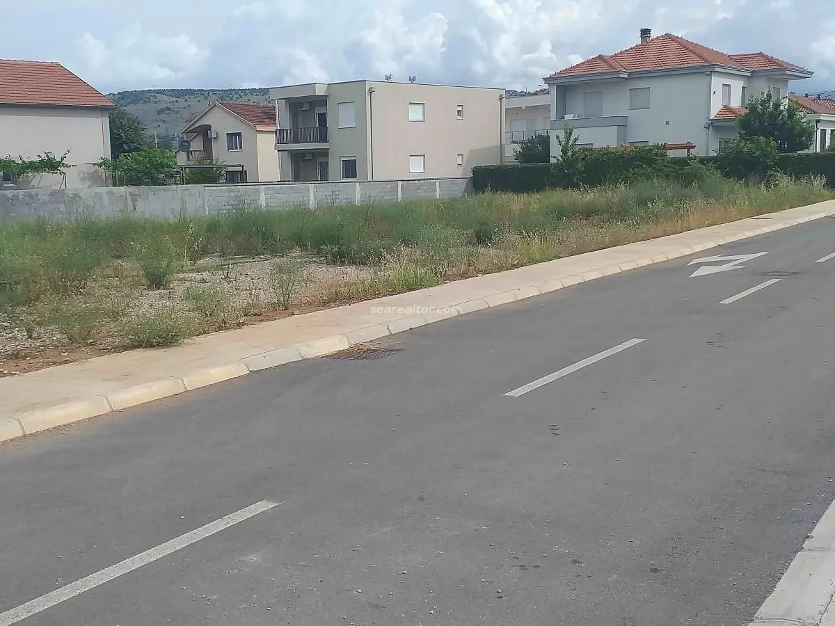Prodaja, plac, 2184m², Donja Gorica, Podgorica