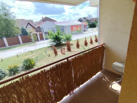 Izdavanje, dvosoban stan, 49m², Železničko Naselje, Subotica - image 10