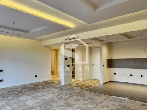 Prodaja, četvorosoban stan, 131m², Autokomanda, Voždovac Sve Podlokacije - image 2