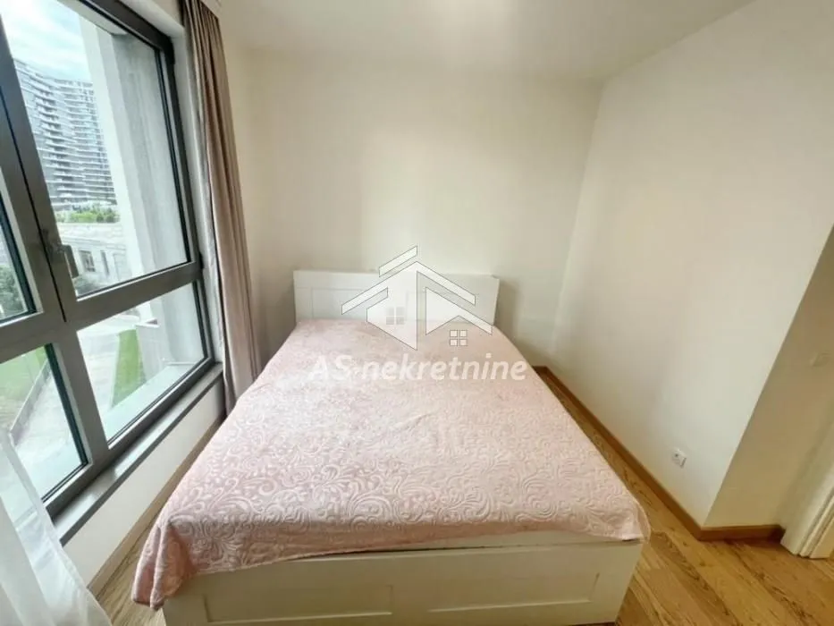Prodaja, trosoban stan, 81m², Savski Venac, Beograd