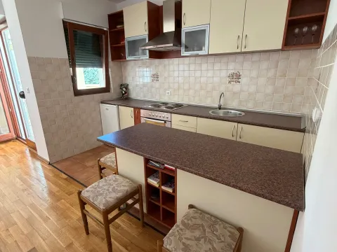 Prodaja, jednosoban stan, 48m², Petrovac, Budva - image 3