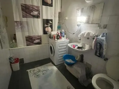 Sale, three bedroom apartment, 120m², Blok 6, Podgorica - image 5