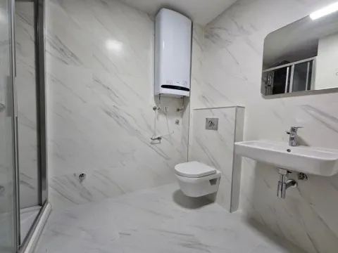 Sale, two bedroom apartment, 77m², New City, Podgorica - image 9