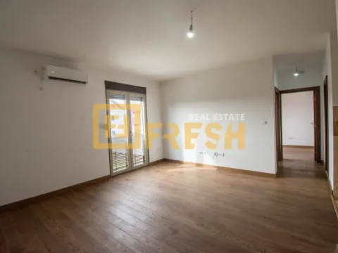 Rent, office space, 56m², City Kvart, Podgorica - image 4