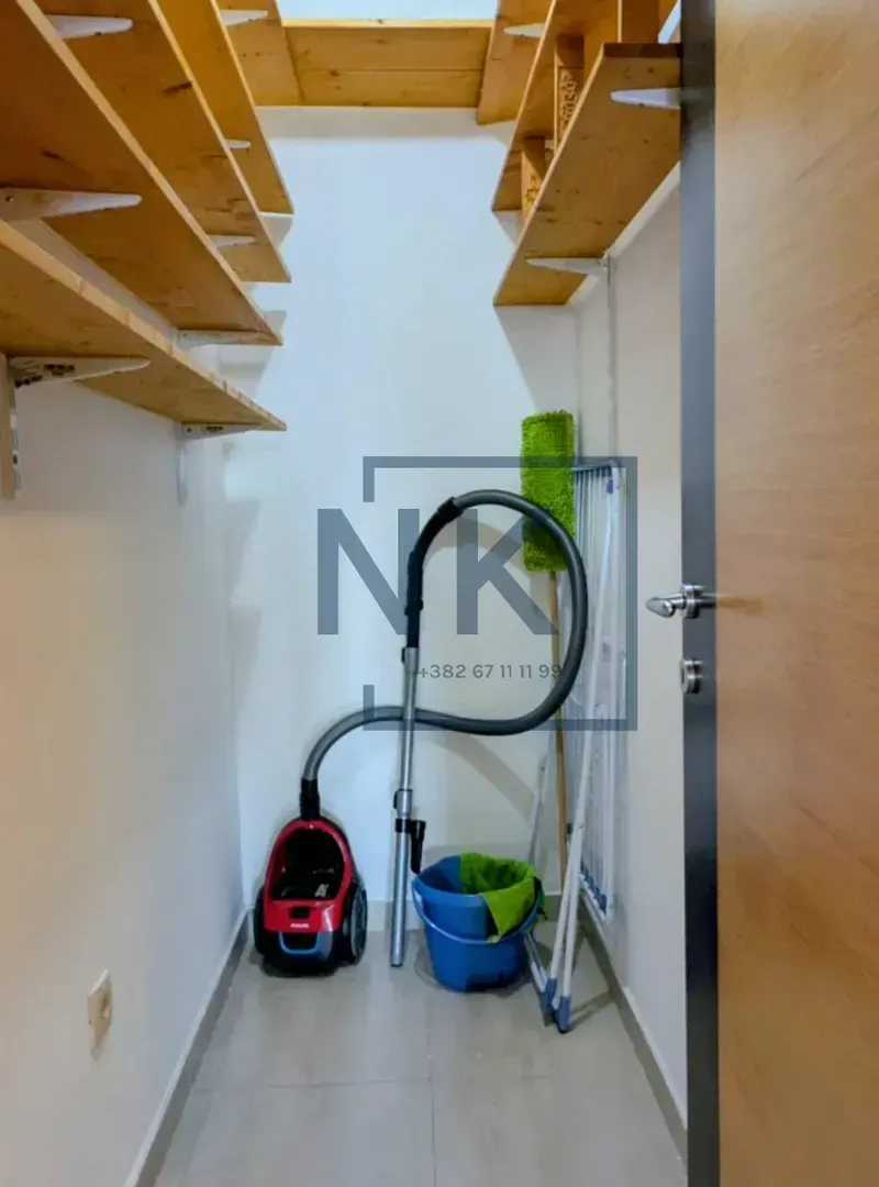 Izdavanje, trosoban stan, 103m², Tuški Put, Podgorica