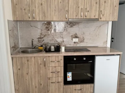 Izdavanje, dvosoban stan, 66m², Bonići, Tivat - image 13