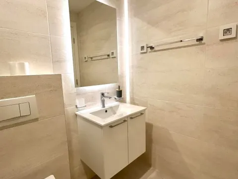 Rent, one bedroom apartment, 47m², Stari Aerodrom, Podgorica - image 7