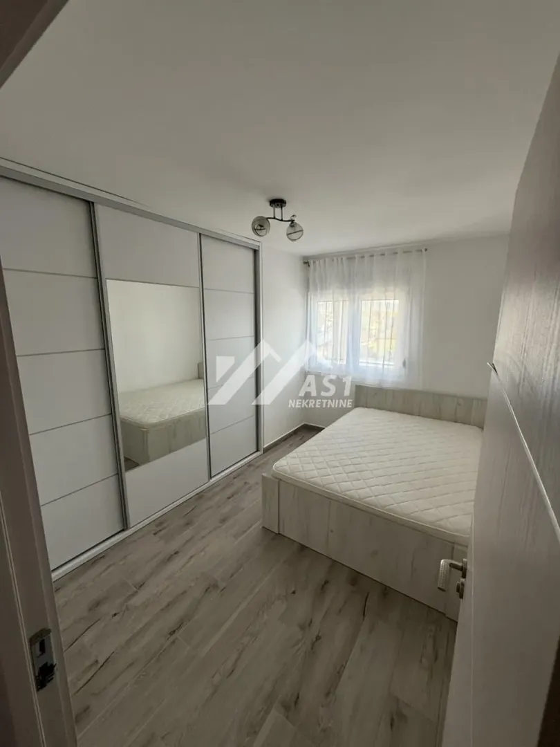 Izdavanje, četvorosoban stan, 91m², Telep, Novi Sad Sve Podlokacije