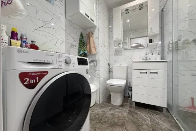 Prodaja, trosoban stan, 65m², Šumice, Beograd