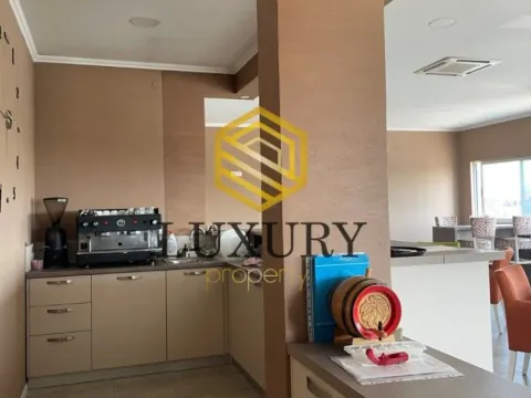 Izdavanje, poslovni prostor, 250m², Donja Gorica, Podgorica - image 8