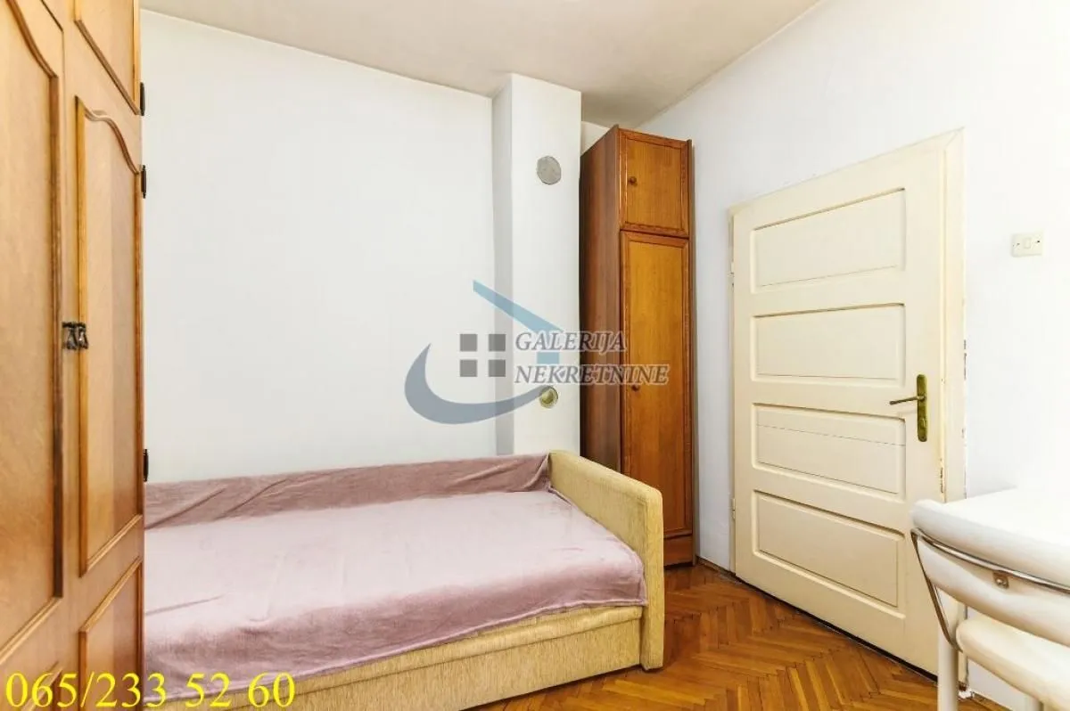 Sale, three bedroom apartment, 67m², Kneževac, Beograd