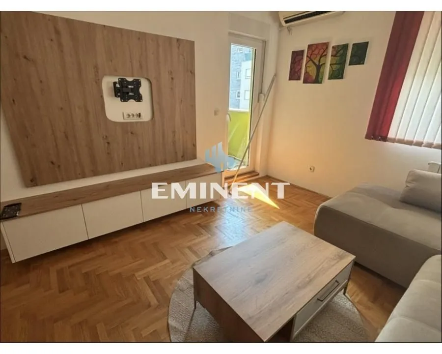 Rent, two bedroom apartment, 42m², Novi Beograd Blok 72, Novi Beograd Sve Podlokacije