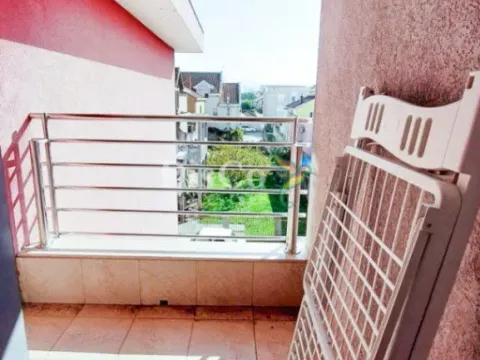 Prodaja, jednosoban stan, 46m², Stari Aerodrom, Podgorica - image 9