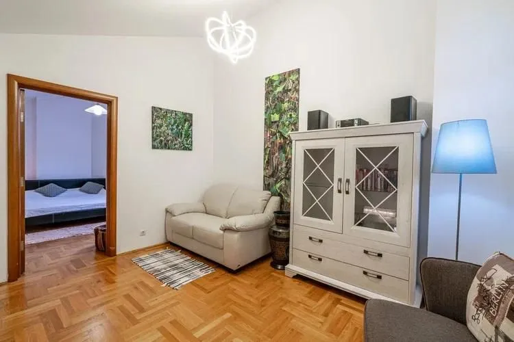 Prodaja, dvosoban stan, 98m², Babilonija, Budva
