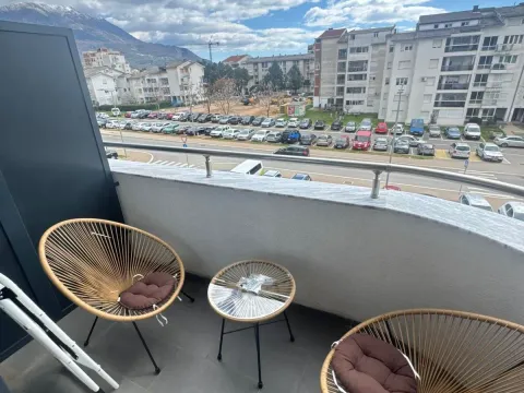 Rent, one bedroom apartment, 44m², Centar, Bar - image 17