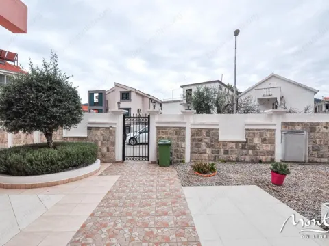 Prodaja, ugostiteljski objekat, 1256m², Centar, Budva - image 19