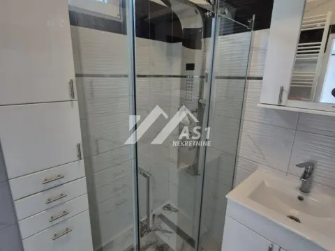 Izdavanje, trosoban stan, 77m², Adamovićevo Naselje, Novi Sad Sve Podlokacije - image 5