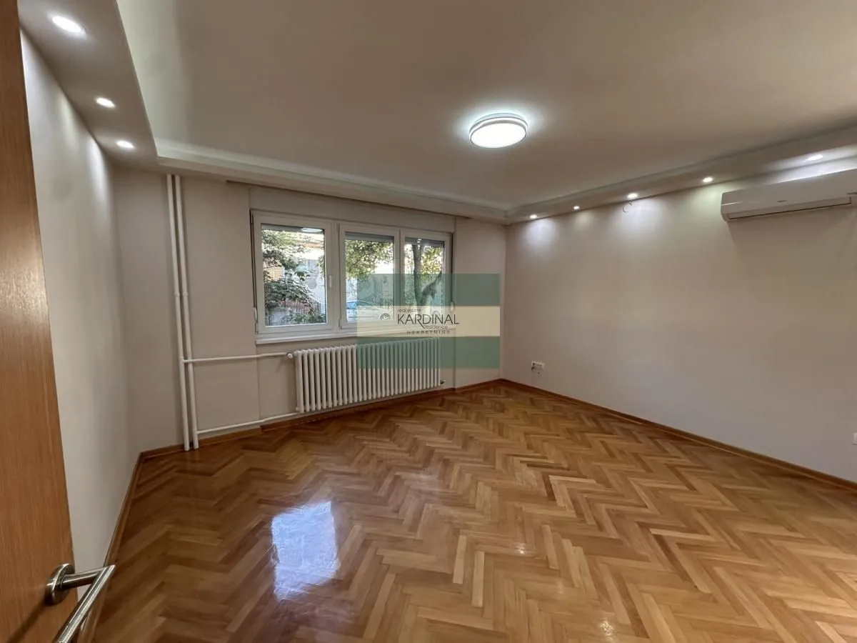 Rent, two bedroom apartment, 50m², Centar, Kragujevac