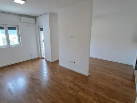 Rent, two bedroom apartment, 72m², Zagorič, Podgorica - image 2