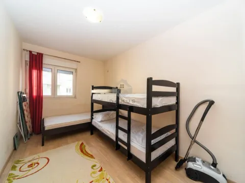 Izdavanje, dvosoban stan, 74m², City Kvart, Podgorica - image 9