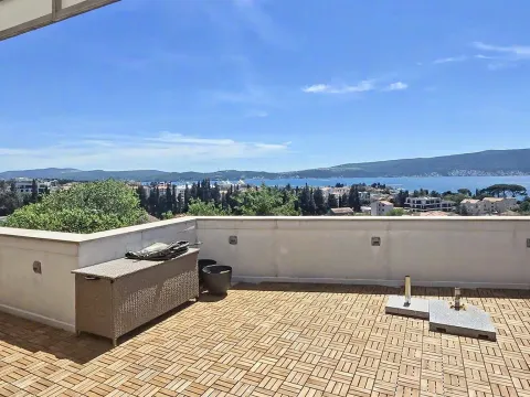 Rent, two bedroom apartment, 100m², Donja Lastva, Tivat - image 6