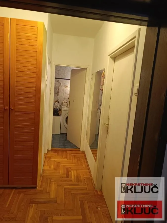 Prodaja, dvosoban stan, 77m², Centar, Novi Sad