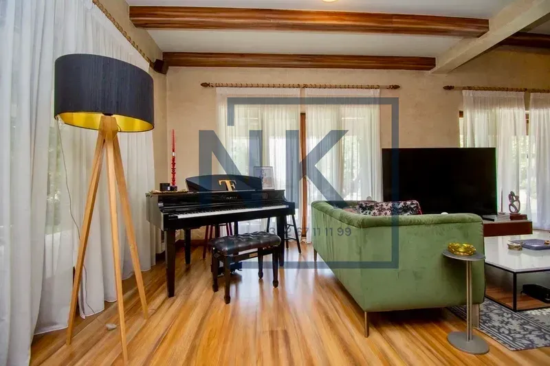 Rent, house, 400m², Podgorica, Crna Gora