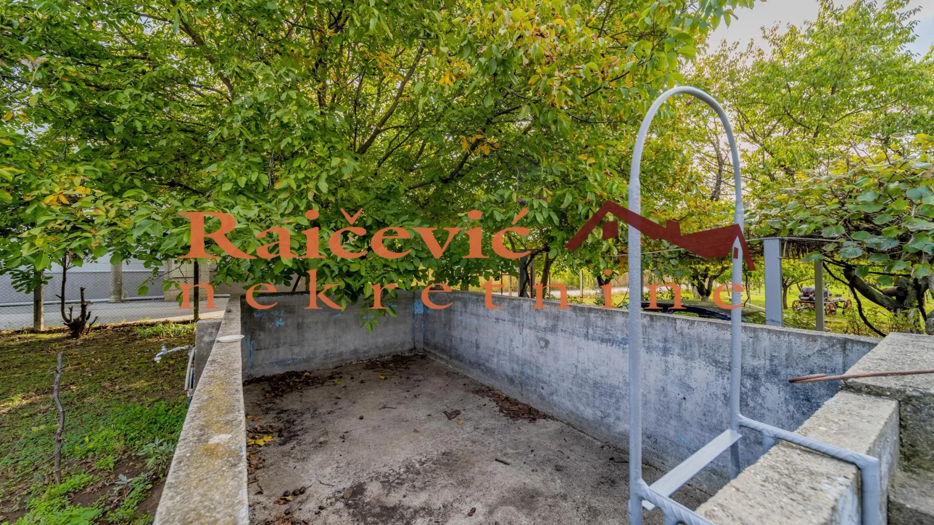 Prodaja, plac, 2300m², Radiofar, Surčin
