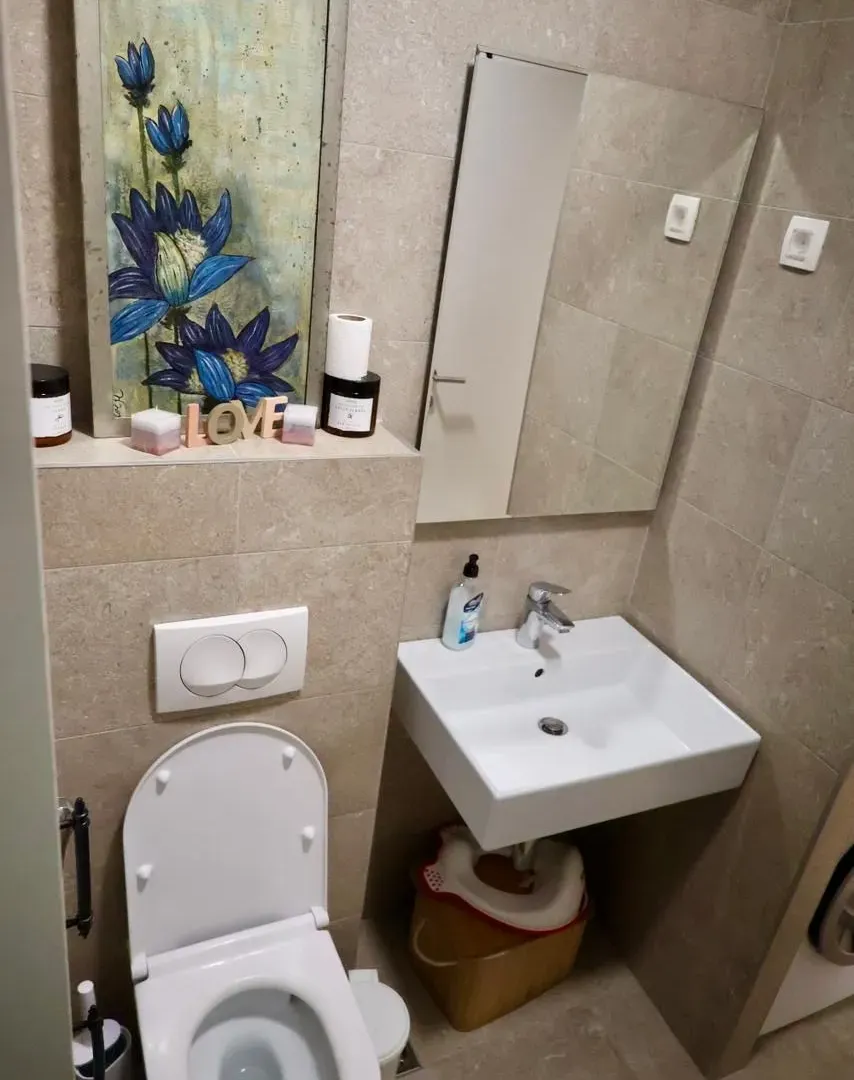 Prodaja, dvosoban stan, 106m², Dobrota, Kotor