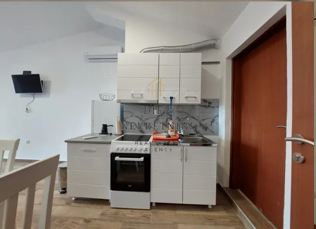 Rent, studio apartment, 30m², Kavač, Kotor