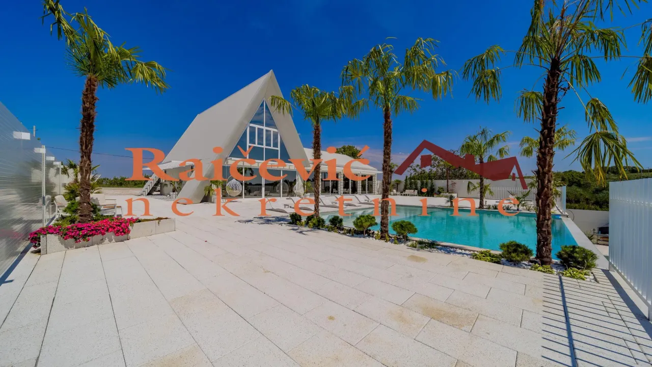 Sale, house, 360m², Sopot, Beograd