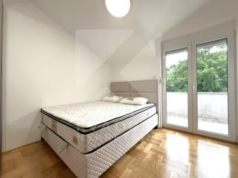 Rent, two bedroom apartment, 72m², Momišići, Podgorica - image 6