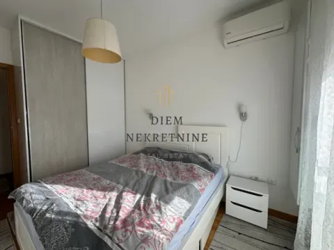 Rent, two bedroom apartment, 64m², City Kvart, Podgorica - image 1