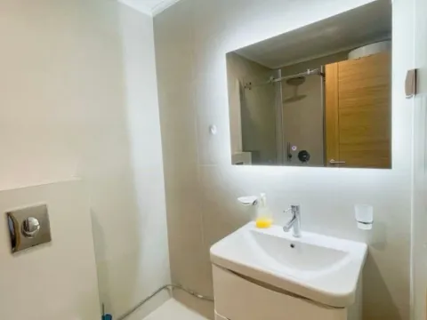 Izdavanje, jednosoban stan, 47m², City Kvart, Podgorica - image 9