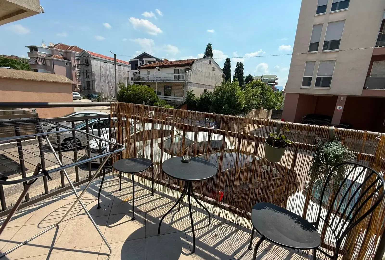 Izdavanje, jednosoban stan, 46m², Momišići, Podgorica