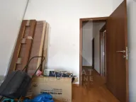 Rent, four bedroom apartment, 150m², Tološi, Podgorica - image 8