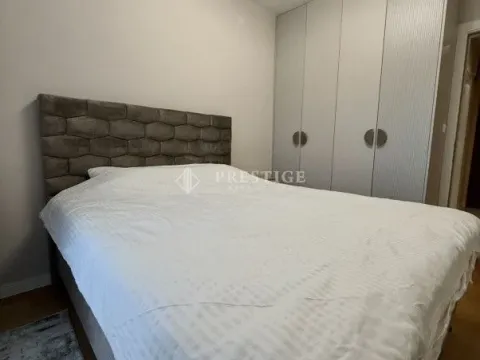 Rent, one bedroom apartment, 50m², Central Point, Podgorica - image 9