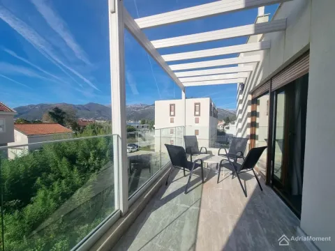 Sale, two bedroom apartment, 71m², Donja Lastva, Tivat - image 2