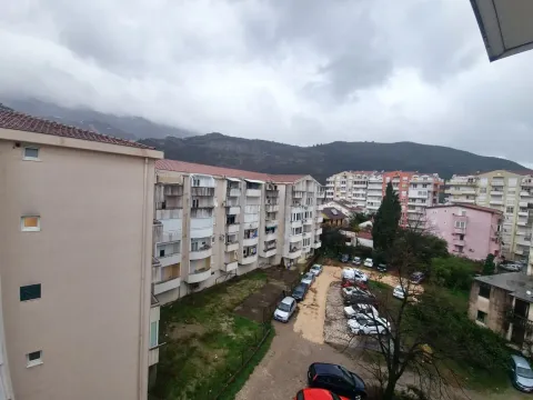 Rent, studio apartment, 30m², Budva, Crna Gora - image 5