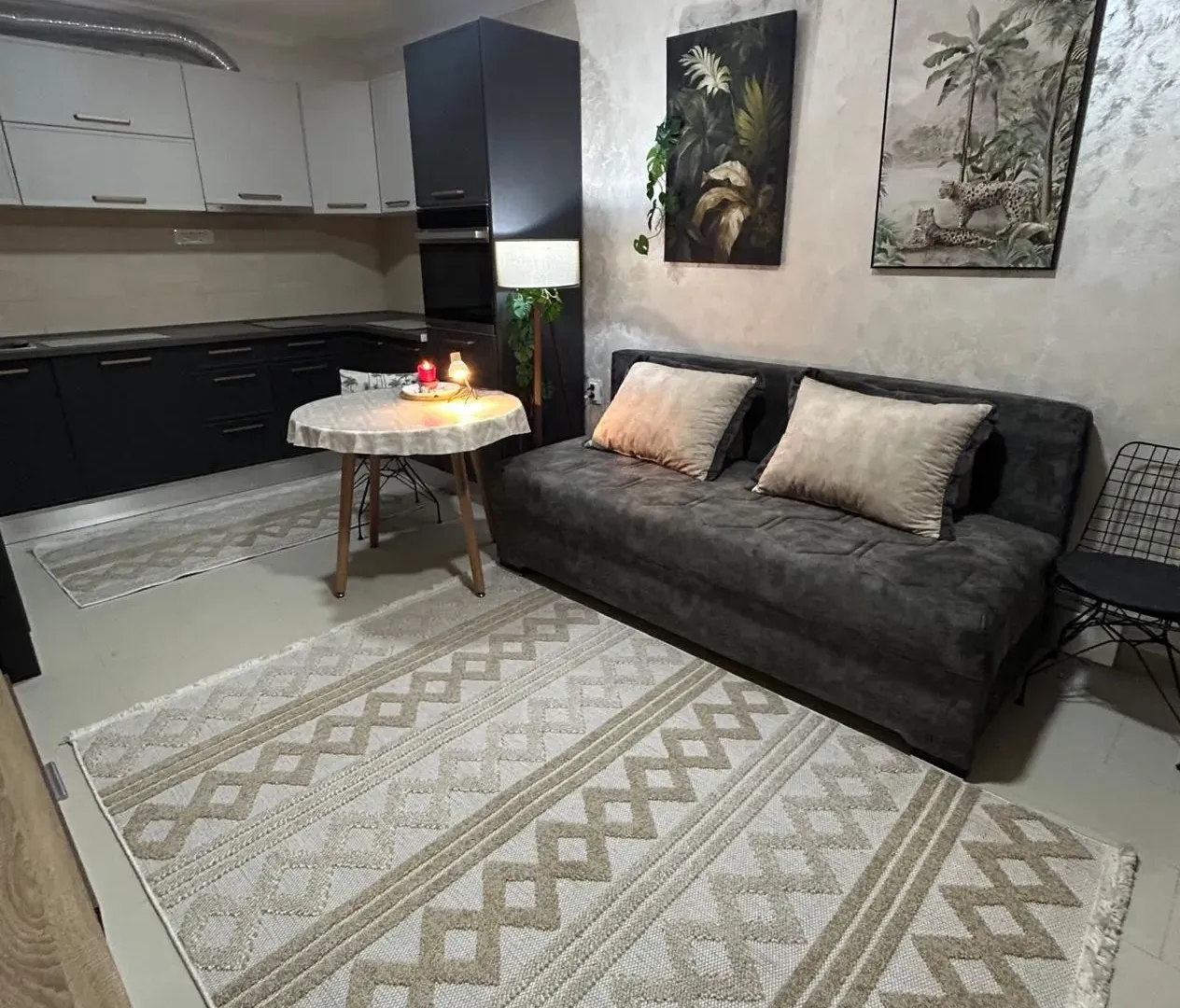 Izdavanje, jednosoban stan, 40m², Zlatica, Podgorica