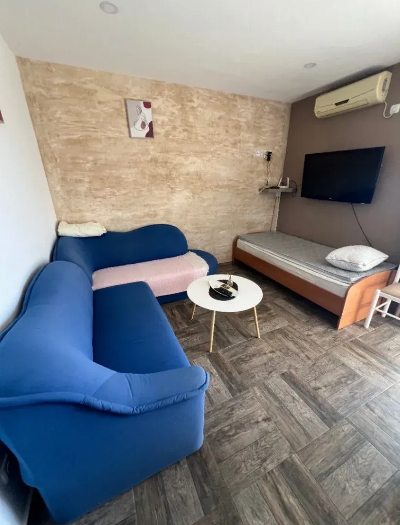 Izdavanje, stan, 35m², Šušanj, Bar