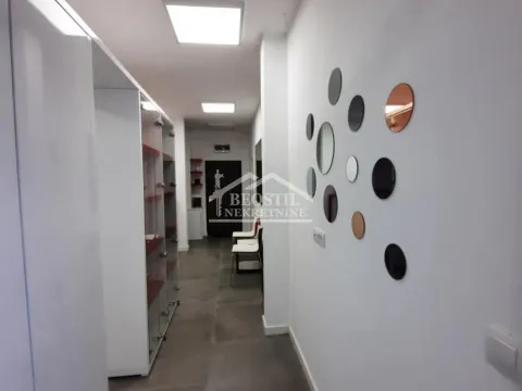 Izdavanje, poslovni prostor, 58m², Crveni Krst, Beograd - image 2