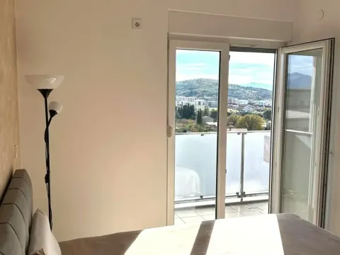 Prodaja, jednosoban stan, 44m², City Kvart, Podgorica - image 6