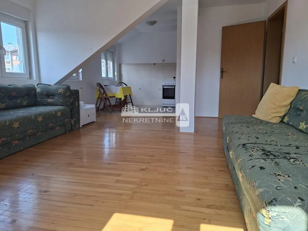 Sale, three bedroom apartment, 79m², Kanarevo Brdo, Beograd
