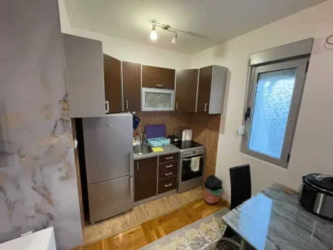 Prodaja, jednosoban stan, 39m², Stari Aerodrom, Podgorica - image 8