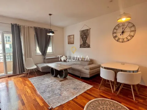 Izdavanje, jednosoban stan, 56m², City Kvart, Podgorica - image 2