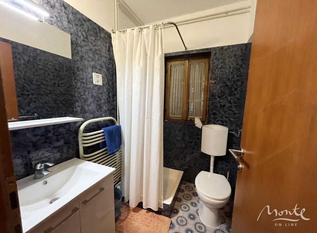 Prodaja, kuća, 205m², Đurići, Herceg Novi