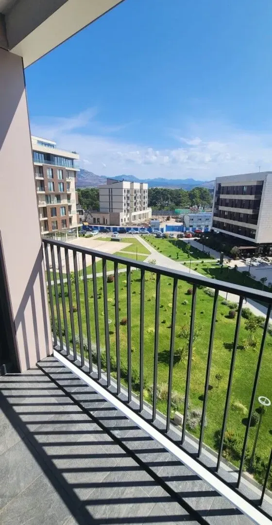 Izdavanje, trosoban stan, 80m², Kod Capital Plaze, Podgorica